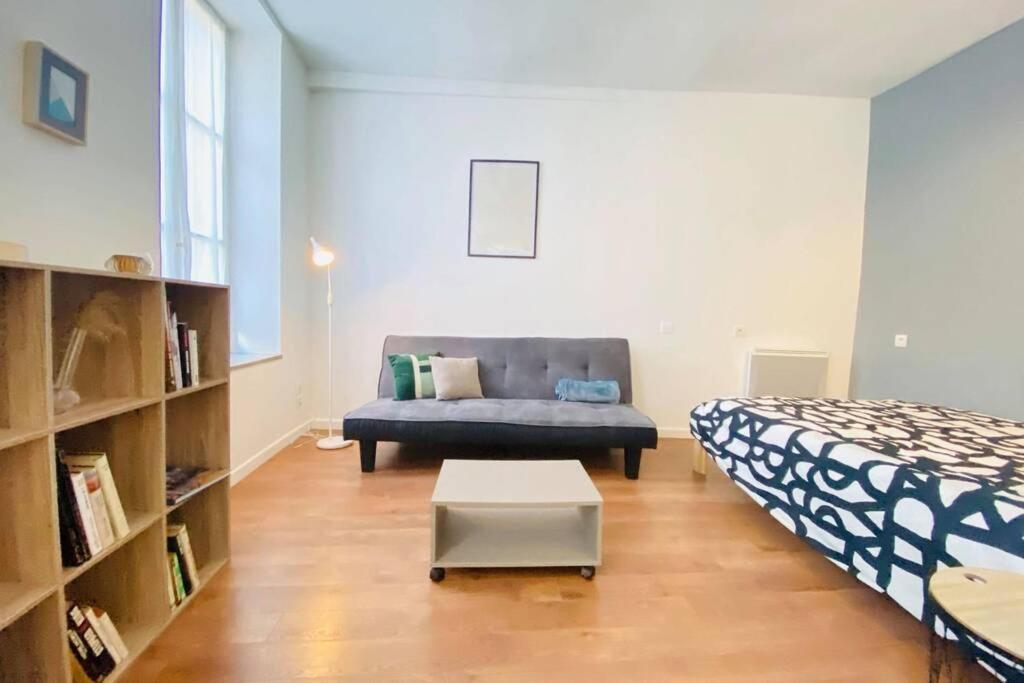 Studio De Charme Leilighet Laon Eksteriør bilde